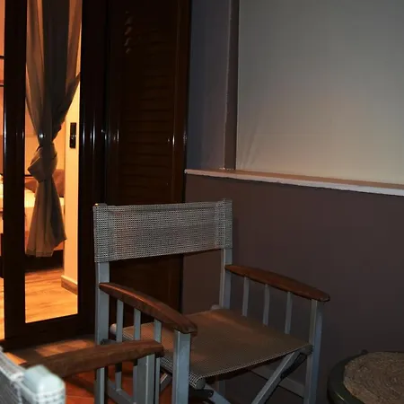 Oihalia'S Petit Double Room Avlonarion Exterior photo