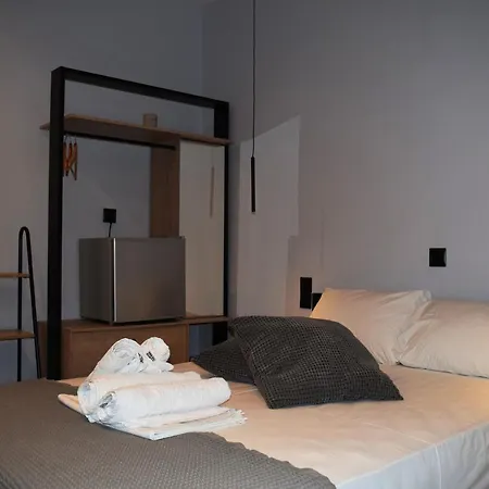 Oihalia'S Petit Double Room Avlonarion Exterior photo